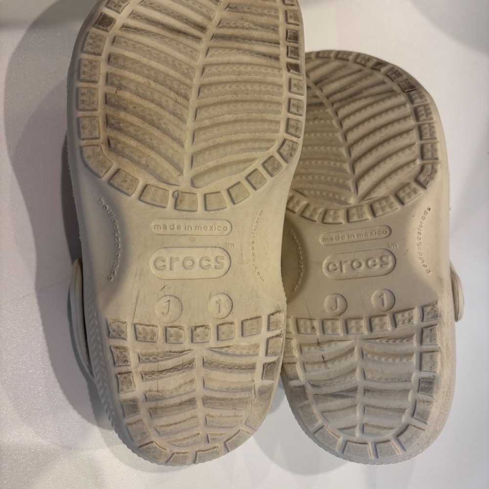 Crocs - Picture 3 of 4
